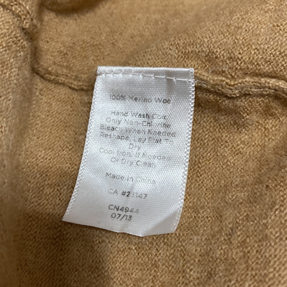 Talbots merino wool  cardigan - Picture 4 of 5